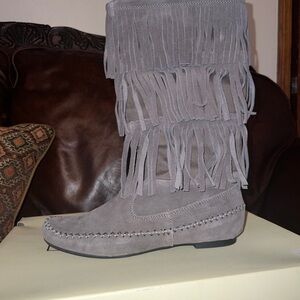 LC Lauren Conrad Gray Fringe Moccasins
